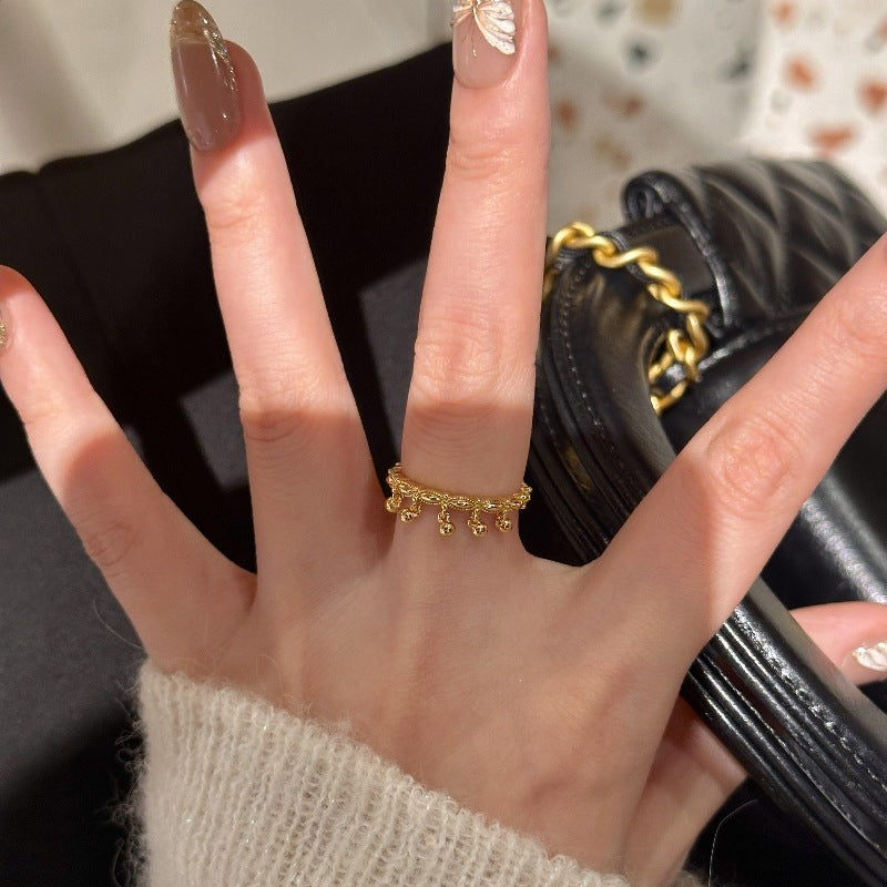 Luminous Charm – Tassel Bead Ring