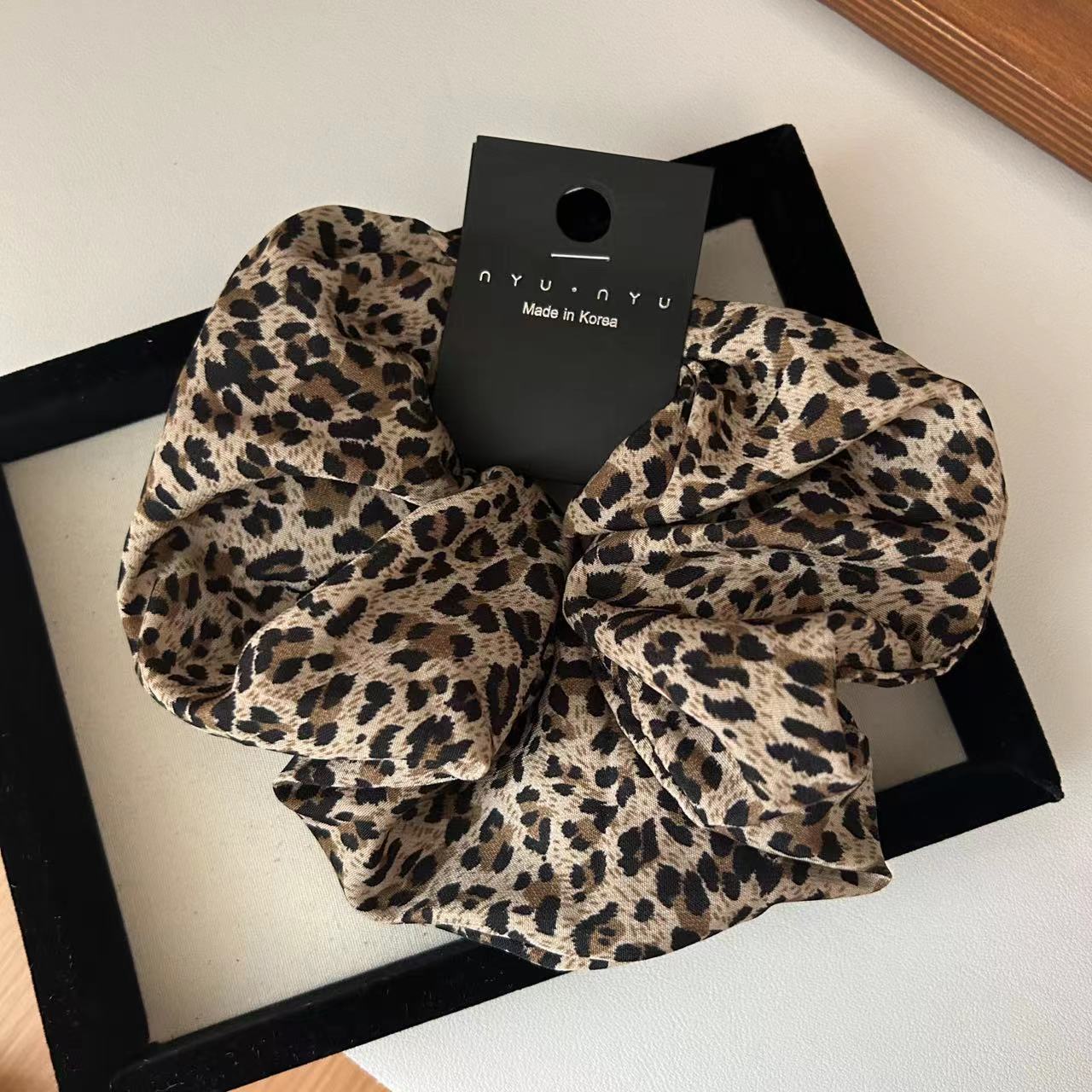 Vintage Leopard Print Scrunchie