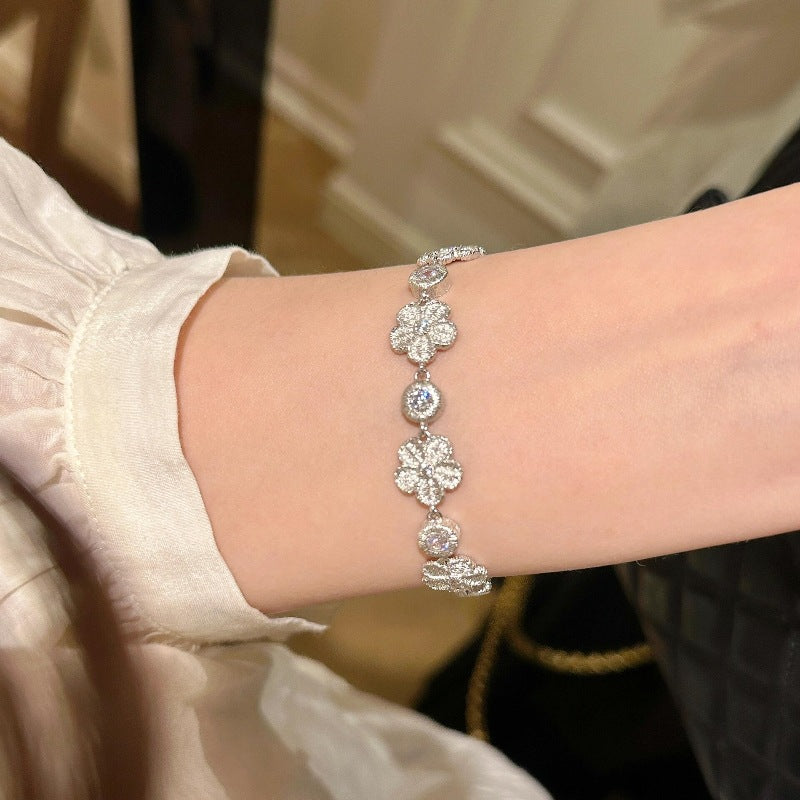 Pavé Bubble Flower Jewelry Set