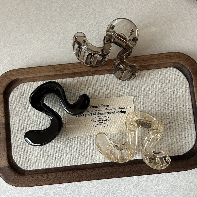 Geometric Wave Hair Claw