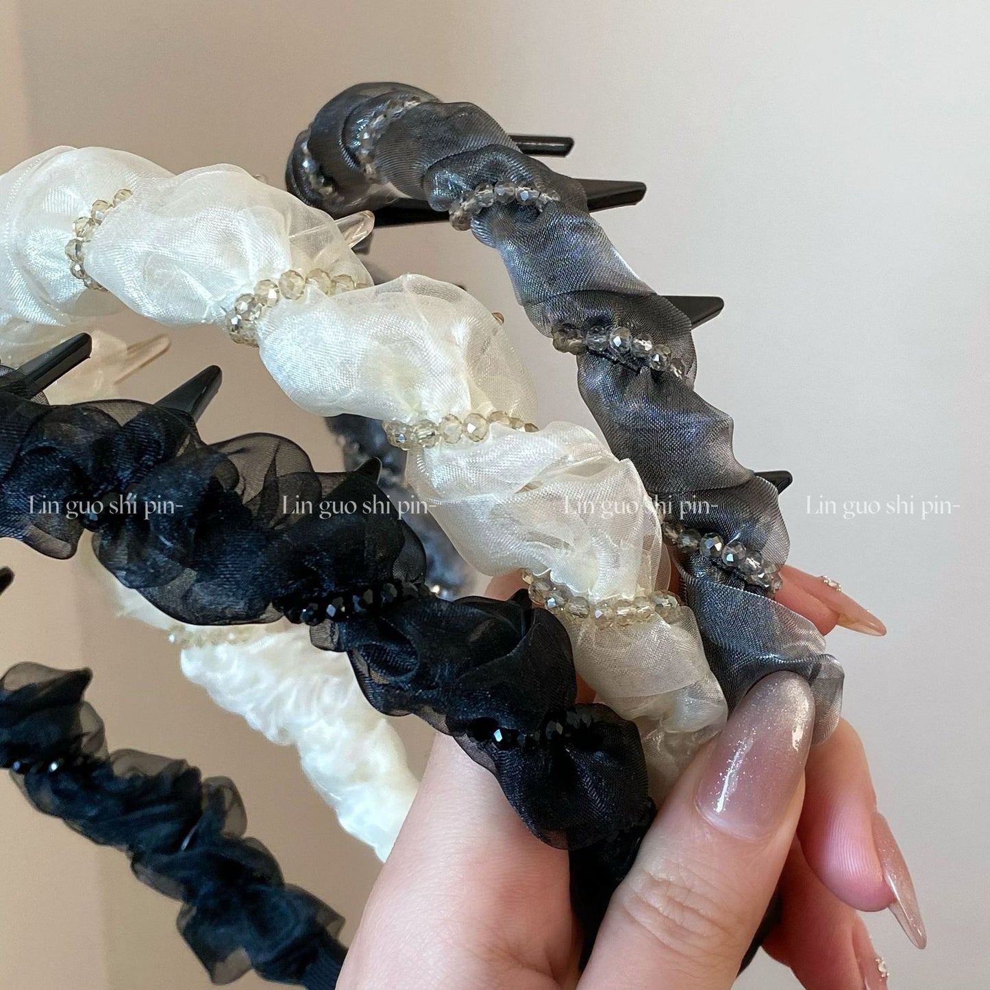 Pearl-Wrapped Mesh High-Top Headband