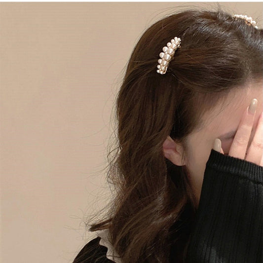 Pearl Mini Spring Hair Clip