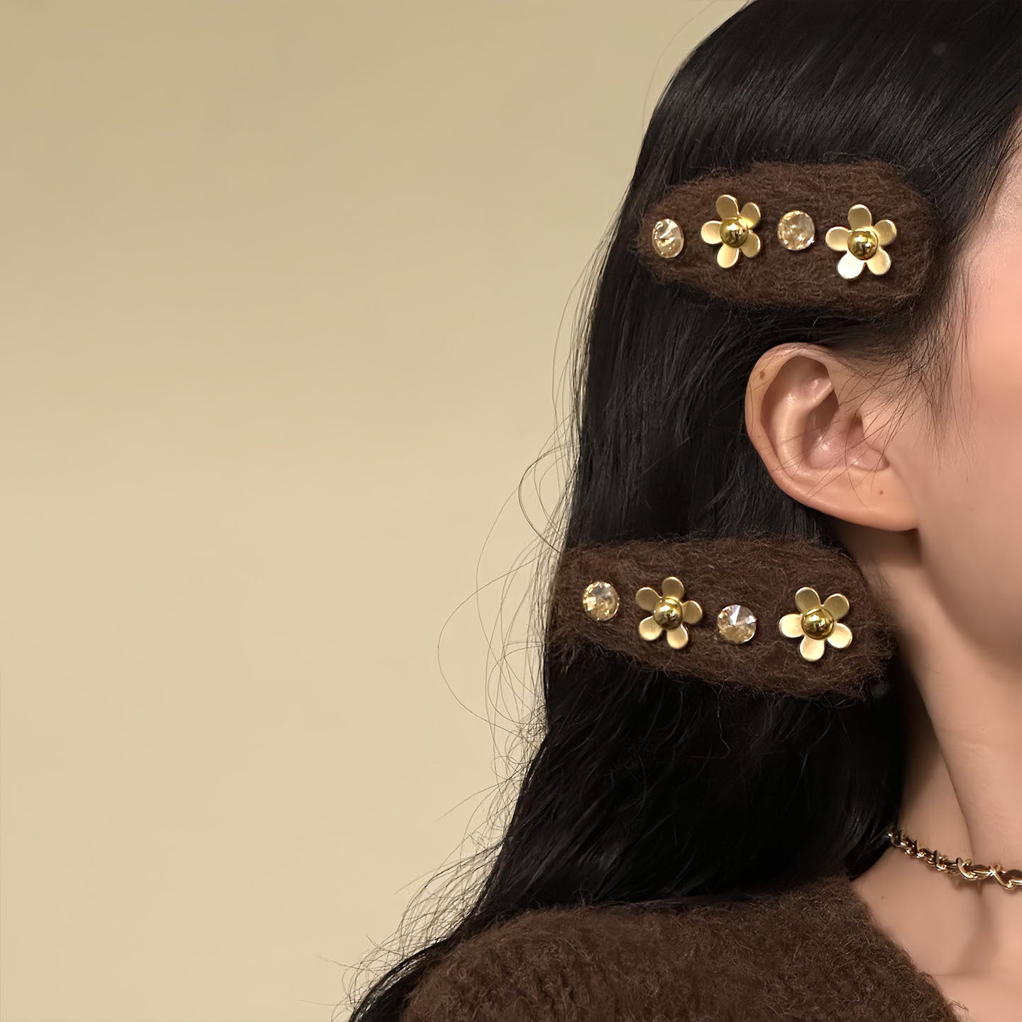 Vintage Gold Flower Plush Hair Clip