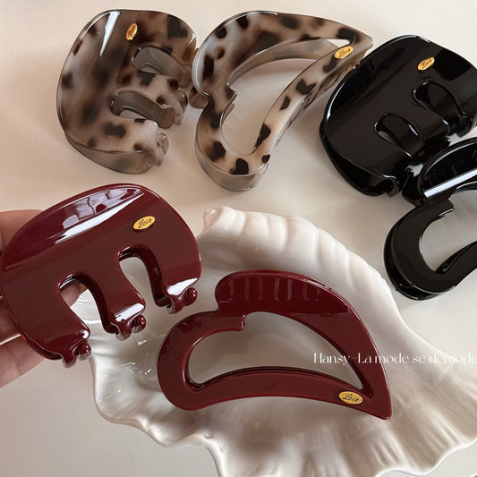 M-Shaped Heart Gold Hair Clip