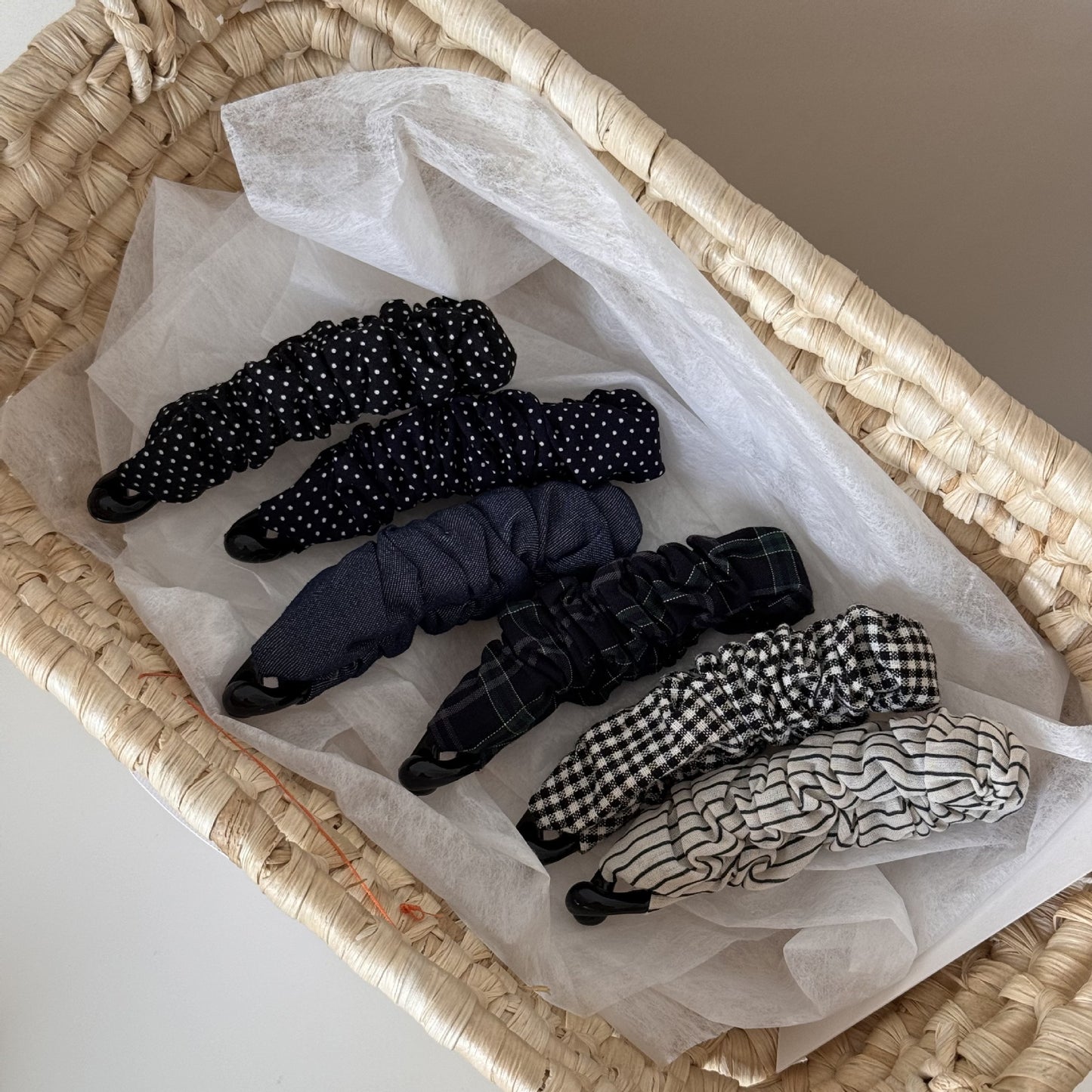 Vintage Polka Dot Banana Clip