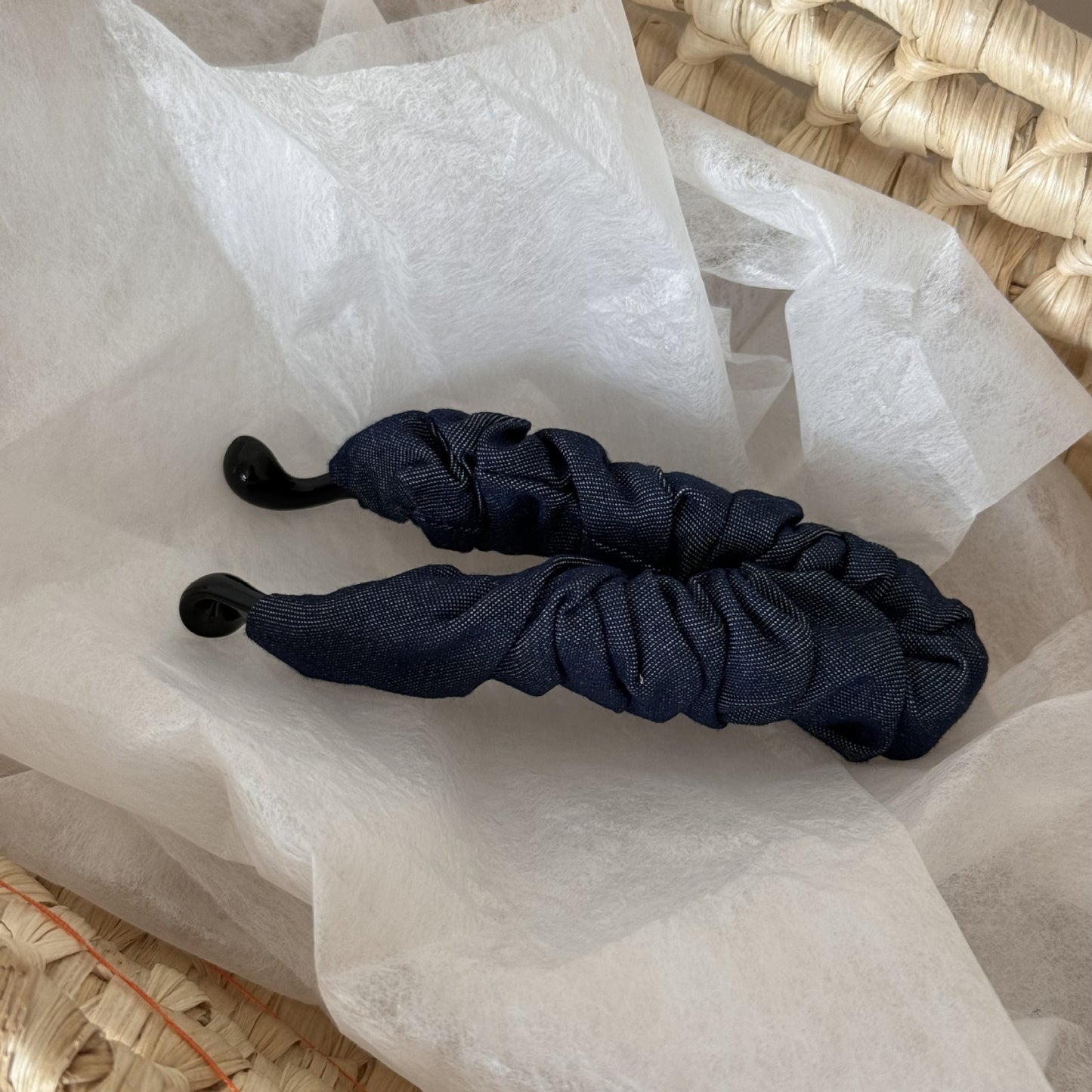 Vintage Polka Dot Banana Clip