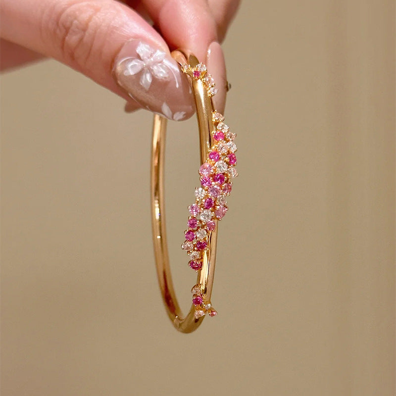 Peach Blossom Charm — Sweet & Delicate Fashion Bracelet
