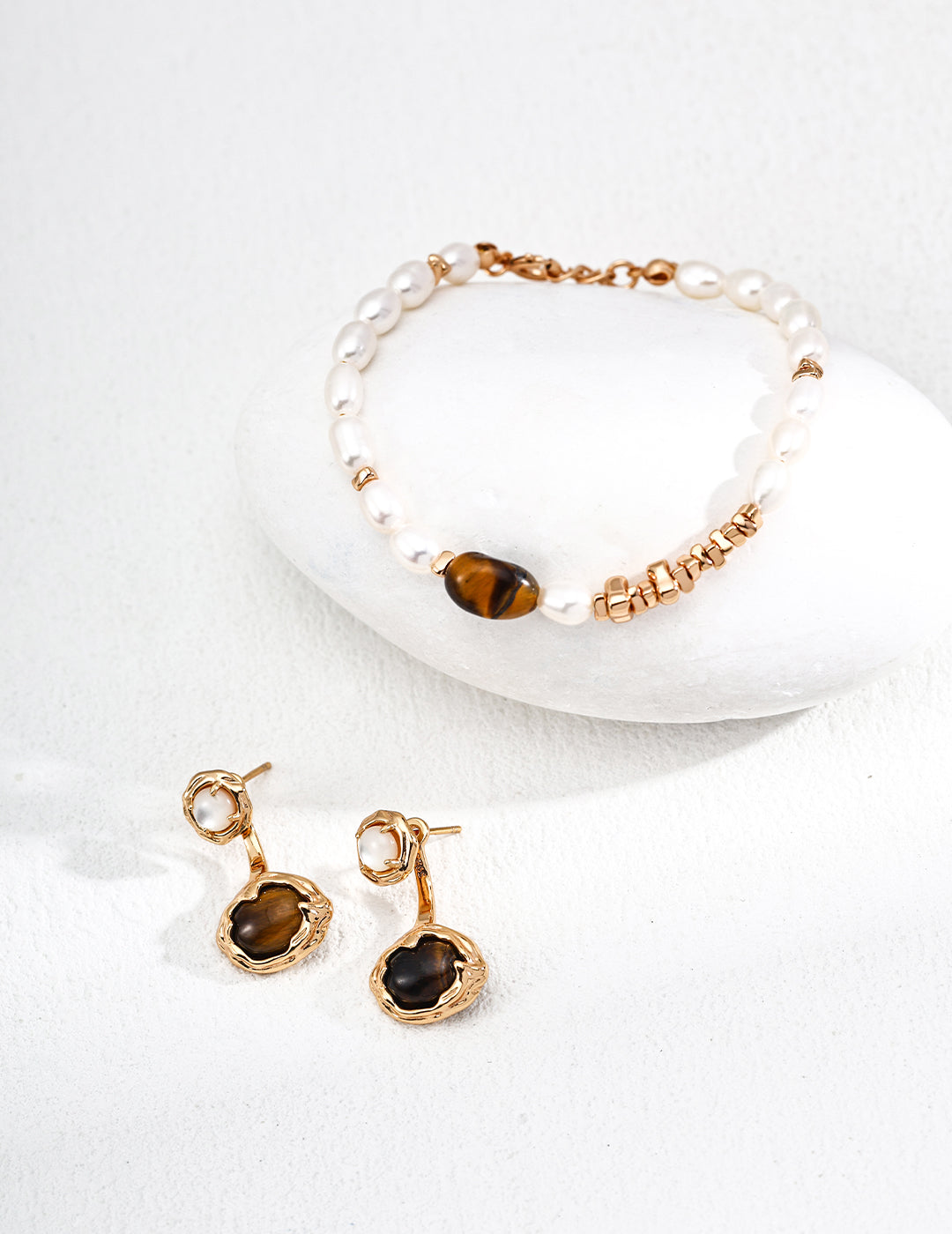 Pearl and tiger eye bracelet in S925 silver, authentic gemstone jewelry, unique handcrafted gift for her