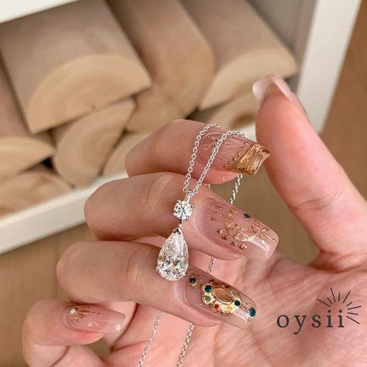 Diamond Dew — Light-Luxury Rhombus Teardrop Zircon Necklace