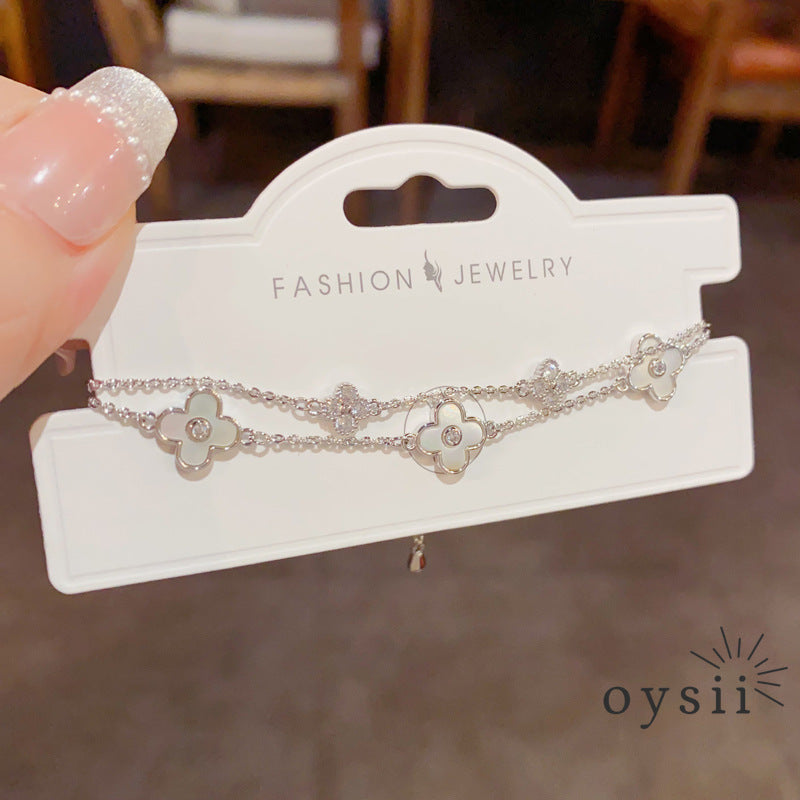 Clover Breeze — Double-Layer Shell Bracelet