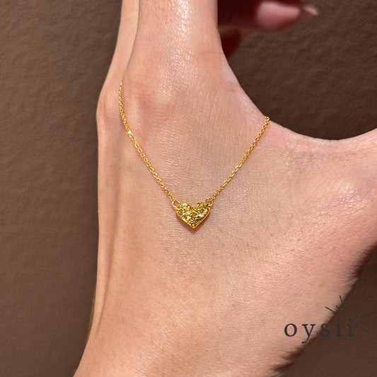 Gleaming Heart – Sparkling Love Necklace