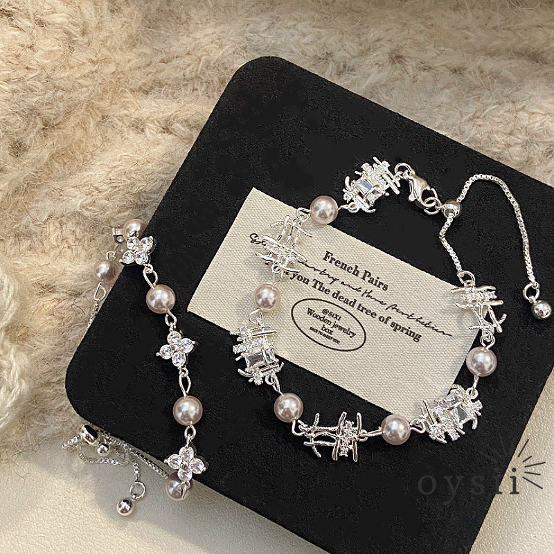 Rosette Charm – Manta Pearl & Zircon Four-Leaf Flower Bracelet