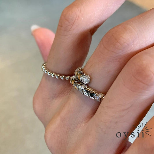 Serpent Luxe – Spring Diamond Ring