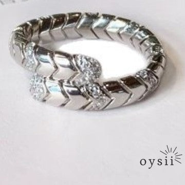 Serpent Luxe – Spring Diamond Ring