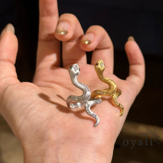 Emerald Serpent – Vintage Dual-Tone Snake Ring